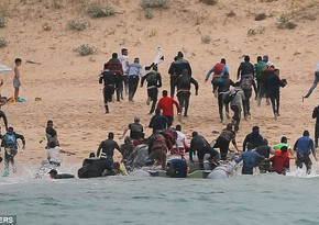 Не менее пяти мигрантов погибли, пытаясь добраться до берегов Канарских островов