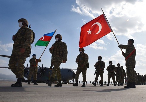 Министр: Азербайджано-турецкое военное сотрудничество неуклонно развивается
