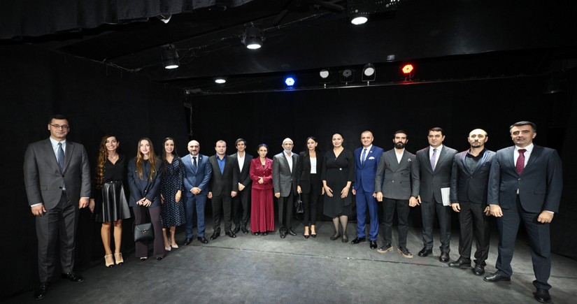 Birinci vitse-prezident Mehriban Əliyeva Pantomim Teatrında olub