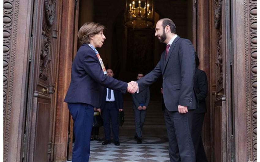 Meeting between foreign ministers of France and Armenia ends - UPDATED 
