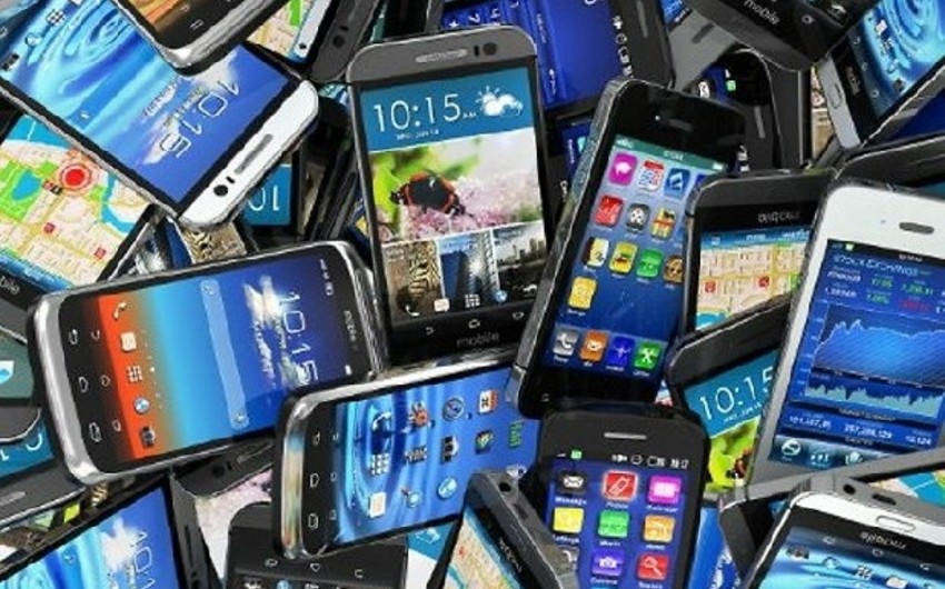В Баку украден телефон за 6 тысяч манатов