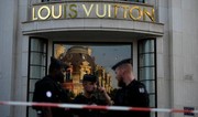 Бутик Louis Vuitton в Париже во второй раз обокрали 