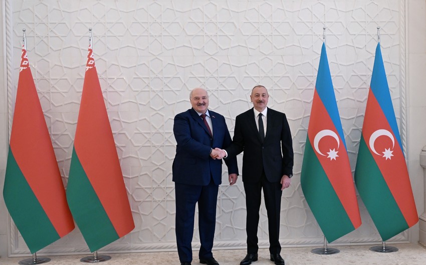 Ilham Aliyev congratulates president of Belarus on his birthday