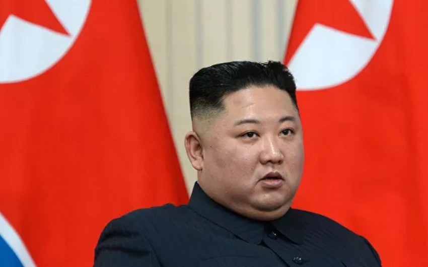 Kim Çen In 28 gündən sonra ictimaiyyət arasında görünüb