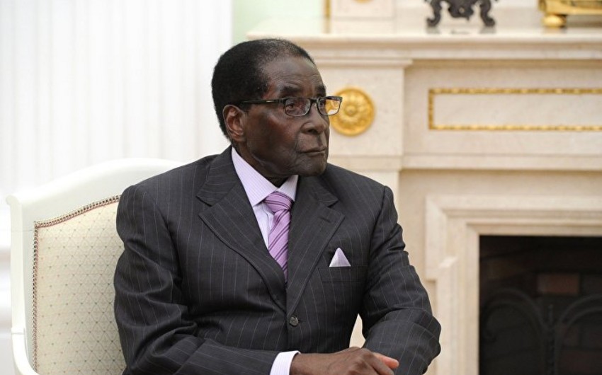Zimbabve prezidenti istefaya getməkdən imtina edib