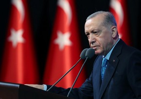 Ərdoğan: CHP-nin özünün çalıb-oynadığı oyunu izləyirik