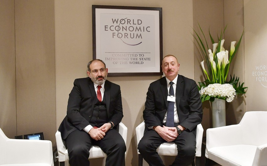 President Ilham Aliyev and Armenian Prime Minister Nikol Pashinyan hold informal meeting in Davos