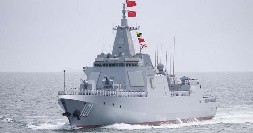 Yaponiya sahillərində Çinin üç hərbi gəmisi müşahidə edilib