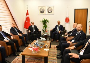 Azerbaijan, Türkiye explore cooperation in defense industry 