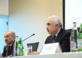 Baku discusses state support of industrial development