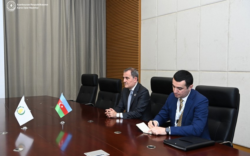 Azerbaijani Foreign Minister meets Director General of Islamic Organization for Food Security