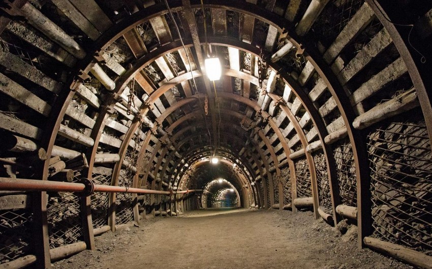 Грузинские шахтеры не выходят из шахты в знак протеста