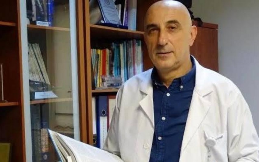 Türkiyəli professor: Valideynlər övladlarına vaksin vurdurmaqdan qorxmasınlar