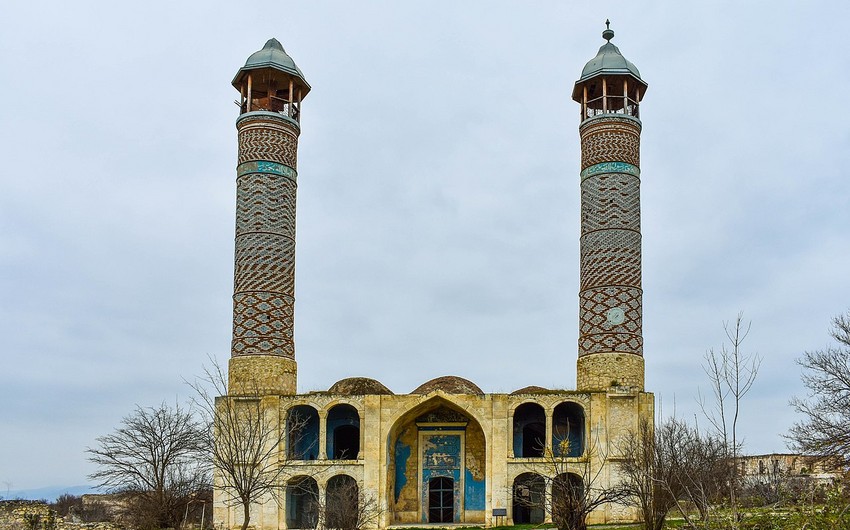 Шейх уль-ислам: Разрушенные мечети будут восстановлены, в них прозвучит азан