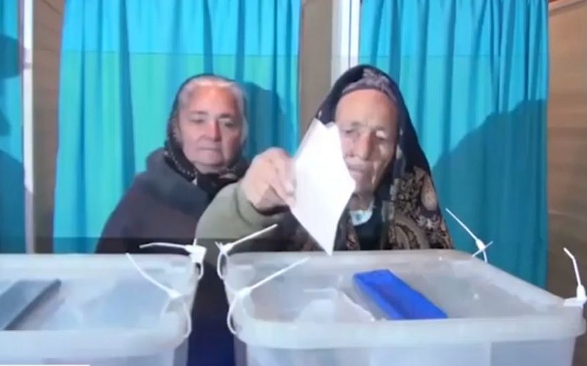 Municipal elections in Azerbaijan: oldest citizen voted
