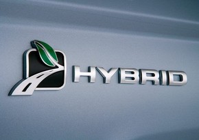 Plug-in hybrid electric vehicle sales greatly increase