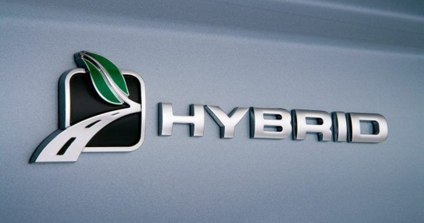 Plug-in hybrid electric vehicle sales greatly increase