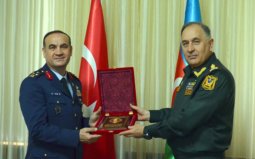 Chief of General Staff of Azerbaijan Army meets Turkish delegation