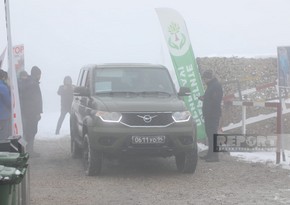 Vehicles of Russian peacekeepers move freely on Khankandi-Lachin road