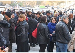 В Ереване проходит акция протеста с требованием об отставке Пашиняна и Папикяна