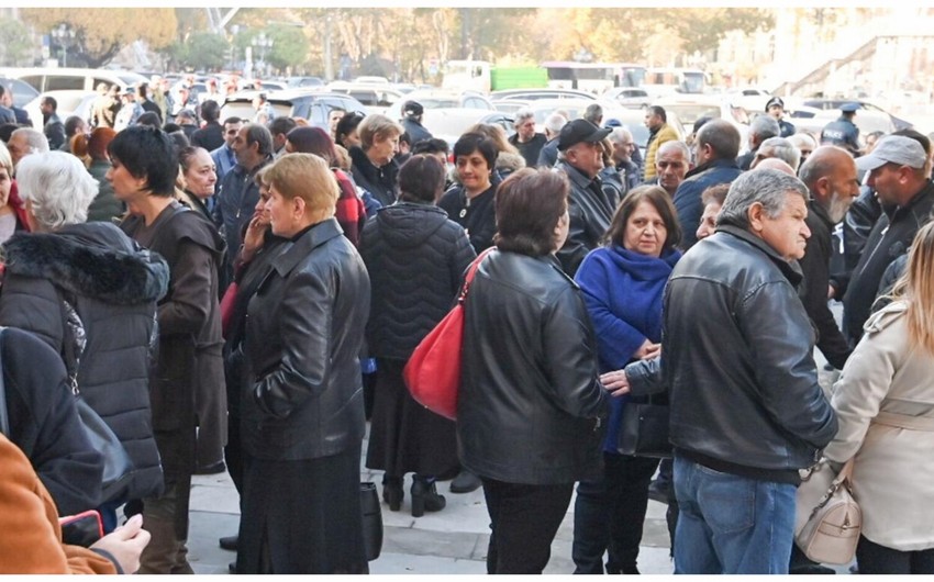 Ermənistanda hökumət və müdafiə naziri əleyhinə etiraz aksiyası keçirilir