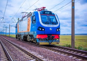 Azerbaijan resumes supply of locomotives from Türkiye