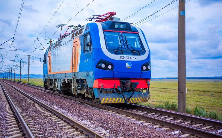 Azerbaijan resumes supply of locomotives from Türkiye