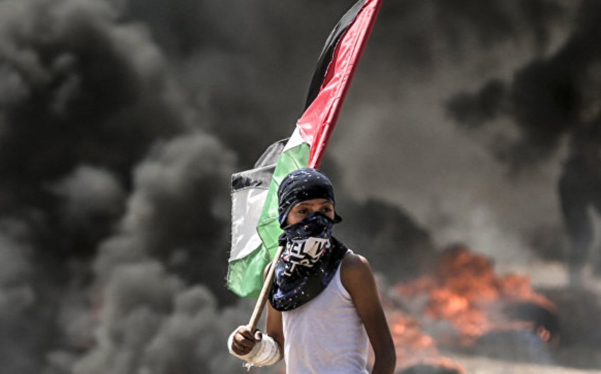 У Газы около тысячи палестинцев участвуют в стычках с войсками Израиля