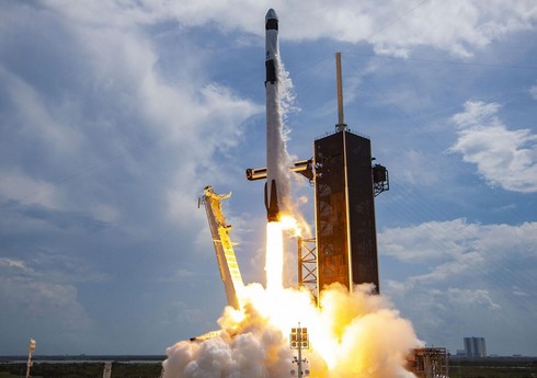 Ракета компании SpaceX вывела на орбиту 40 спутников OneWeb