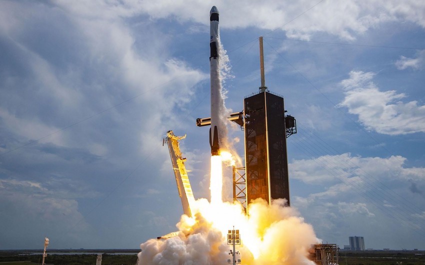 SpaceX növbəti dəfə Starlink internet peyklərini orbitə çıxarıb