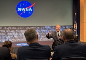 Azerbaijani ambassador to US visits NASA