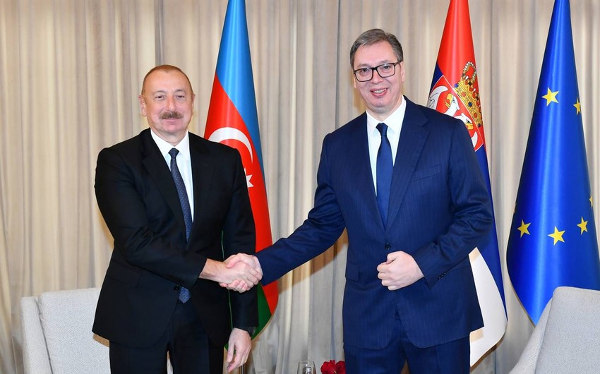 Aleksandar Vucic calls President Ilham Aliyev
