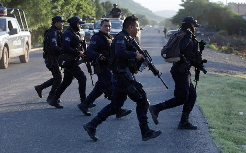 Meksikada narkokartellə polis arasında atışmada 21 nəfər ölüb