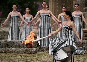В Древней Олимпии зажгли огонь летней Олимпиады в Париже