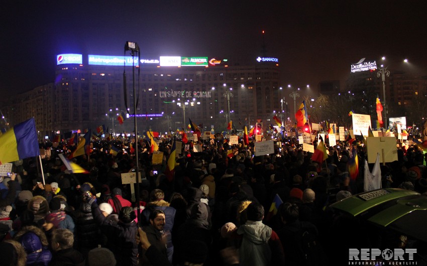 Rumıniyada 400 min insan hökumətin istefasını tələb edir - FOTO