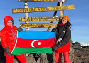 Azerbaijani rescuer conquers highest peak in Africa, raises flag of Azerbaijan