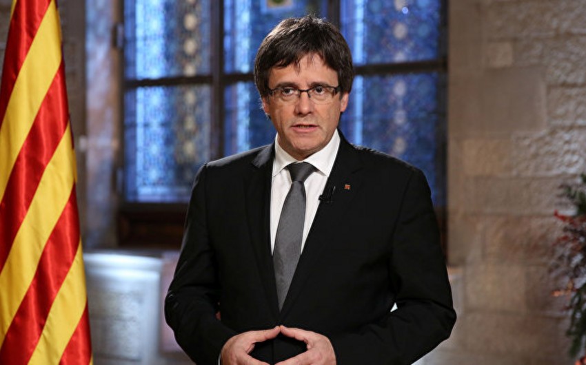 Пучдемон призвал уважать решение парламента Каталонии восстановить правительство региона
