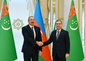 Gurbanguly Berdimuhamedow congratulates President Ilham Aliyev