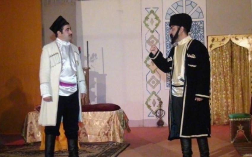 Füzuli Dövlət Dram Teatrı Müsibəti-Fəxrəddin”  tamaşasını təqdim edib