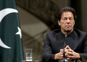 Pakistan's PM calls on US to support Afghanistan