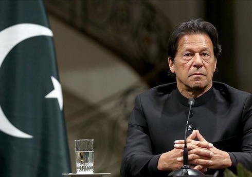 Премьер Пакистана призвал США оказать поддержку Афганистану