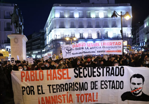 В Мадриде и Барселоне начались митинги