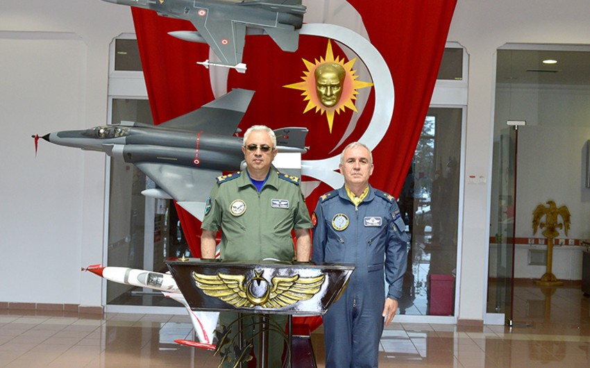 Командующий ВВС Азербайджана находится с визитом в Турции