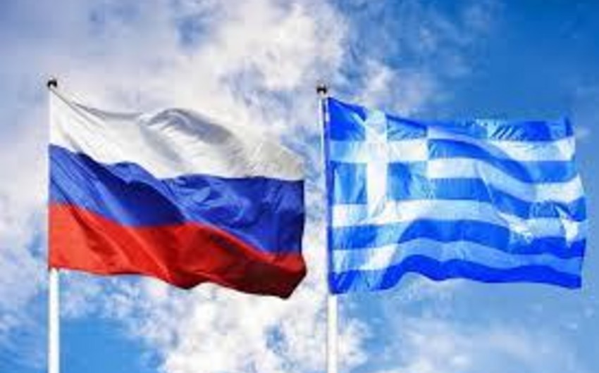 Yunanıstan səfirini Moskvadan geri çağırır
