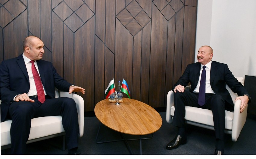 Ilham Aliyev holds one-on-one meeting with Rumen Radev 