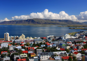 Исландия первой из стран Европы отменяет все ограничения из-за COVID-19