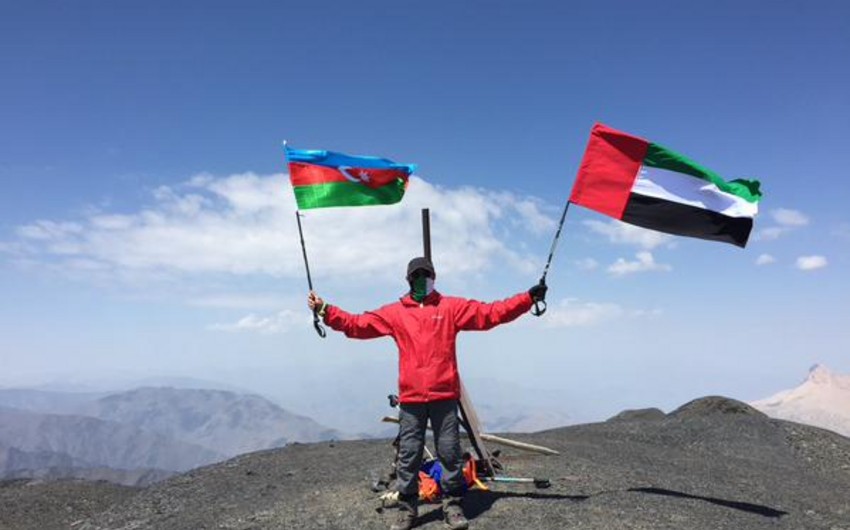 ​The UAE's flag raised to the highest peak of Azerbaijan