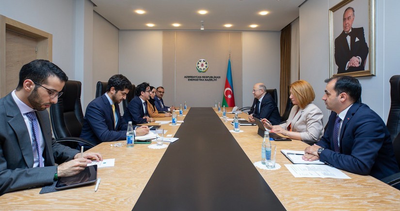 Azərbaycan BƏƏ ilə enerji sahəsində yeni investisiya imkanlarını müzakirə edib