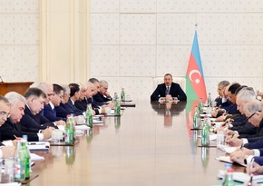 Azerbaijani President: Salaries and pensions must increase again