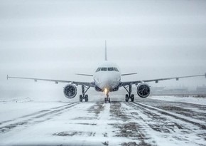 В США отменили почти 5 тыс. авиарейсов из-за снегопада